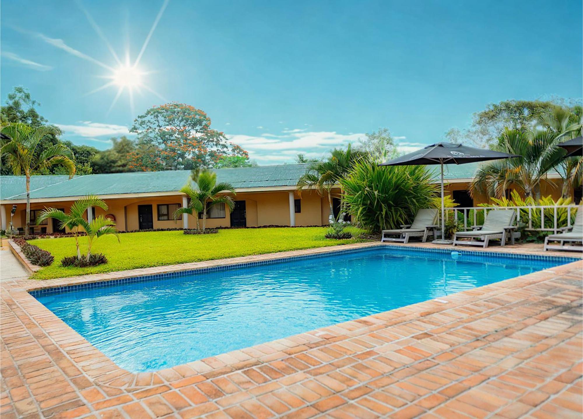 Casa Mia Lodge & Restaurant Blantyre Esterno foto
