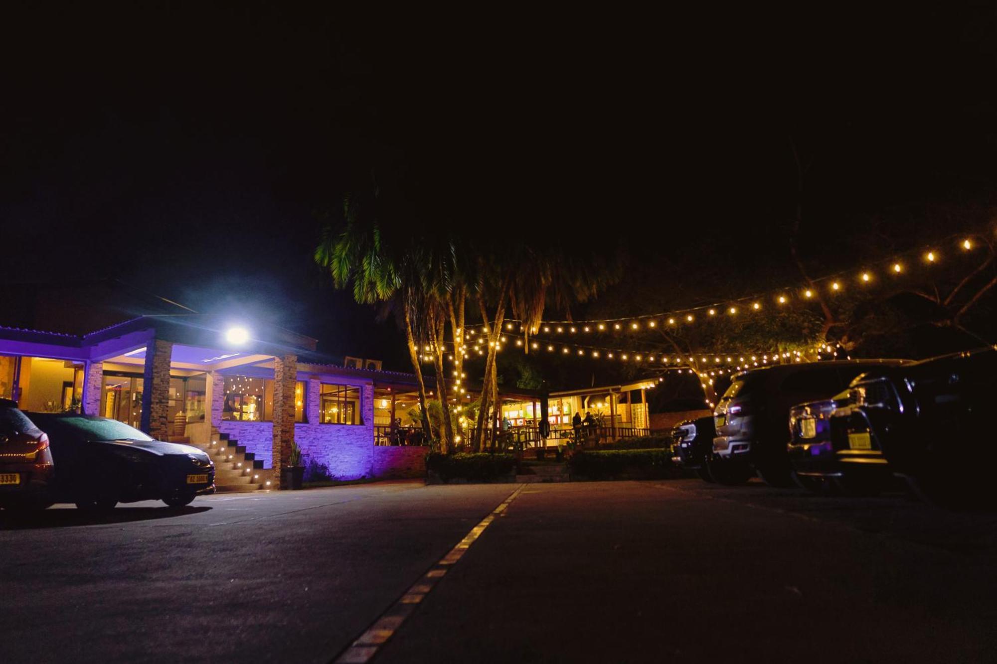 Casa Mia Lodge & Restaurant Blantyre Esterno foto