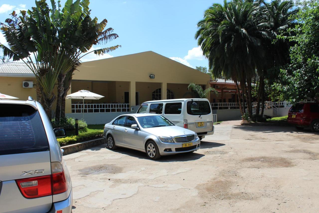 Casa Mia Lodge & Restaurant Blantyre Esterno foto