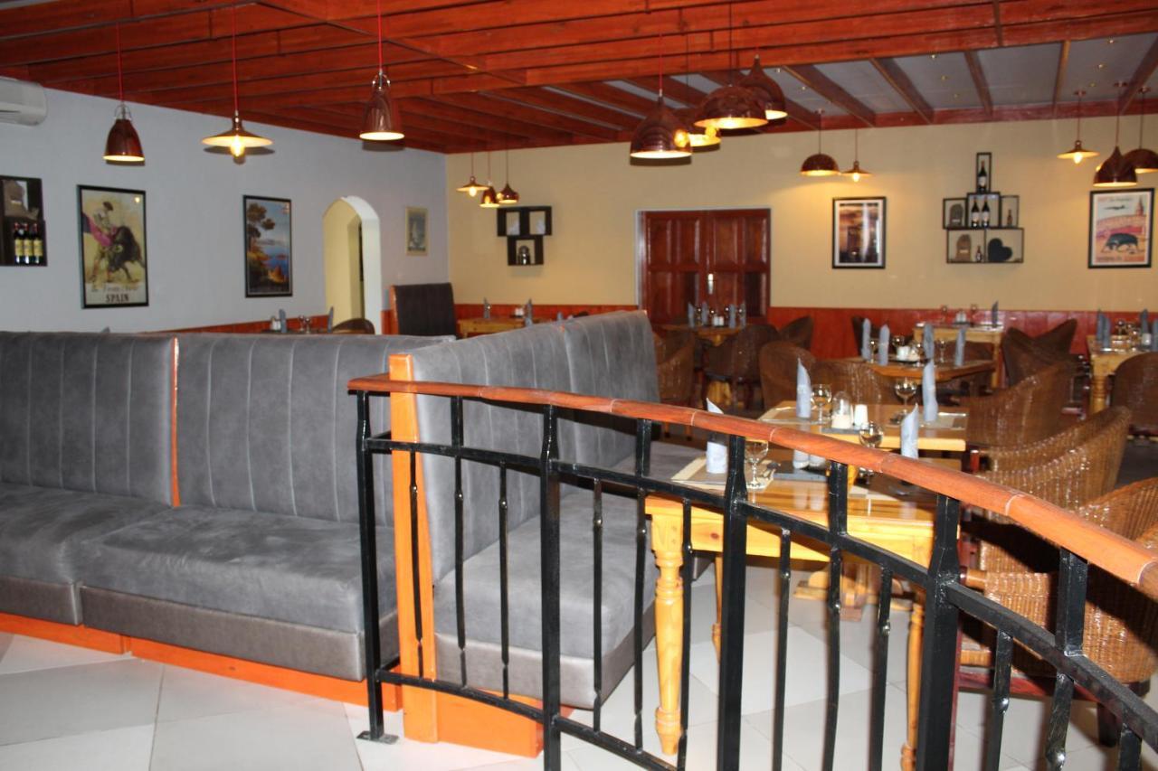 Casa Mia Lodge & Restaurant Blantyre Esterno foto